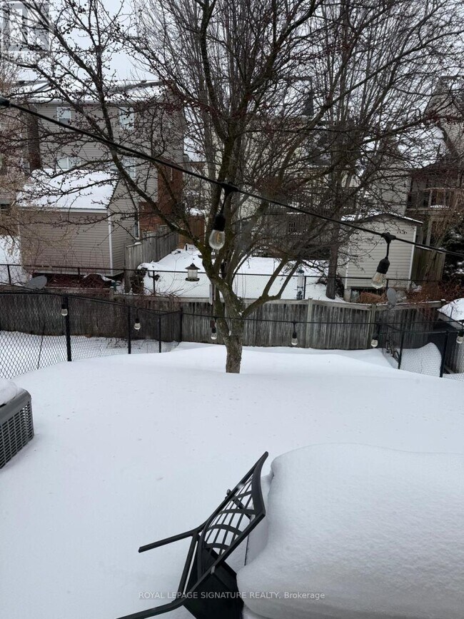 64 Danville Ave in Acton, ON - Building Photo - Building Photo