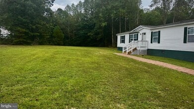 20479 Kings Hwy in Montross, VA - Building Photo - Building Photo