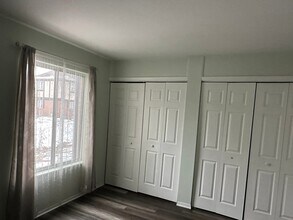 6169 Knoll Wood Rd, Unit 104 in Willowbrook, IL - Building Photo - Building Photo