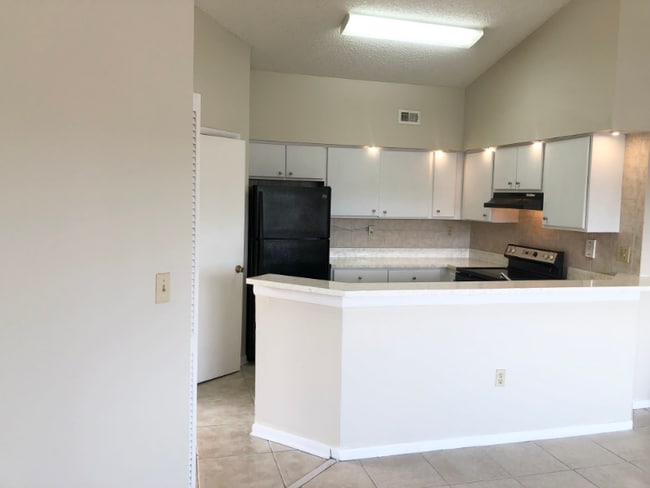 2550 SW 18th Terrace in Fort Lauderdale, FL - Foto de edificio - Building Photo