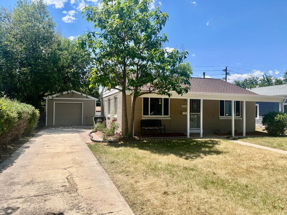 515 Quebec St in Denver, CO - Building Photo