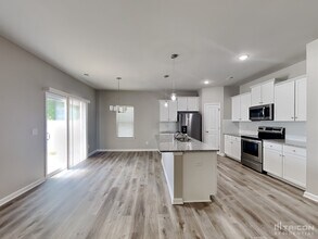 134 Spring Knoll Dr in Charlotte, NC - Building Photo - Building Photo