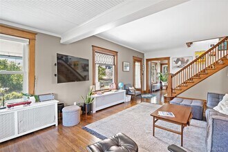 51 Edgemont Rd in Katonah, NY - Building Photo - Building Photo