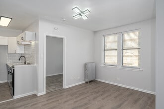 South Shore Apartments in Chicago, IL - Foto de edificio - Interior Photo