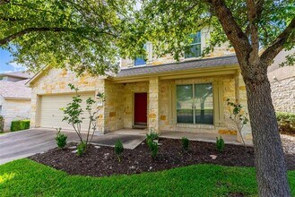 27 Cypress Knee Ln in Austin, TX - Building Photo - Building Photo