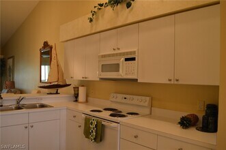 8055 Tiger Cove in Naples, FL - Building Photo - Building Photo