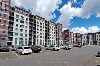 7325 Markham Rd in Markham, ON - Building Photo - Building Photo