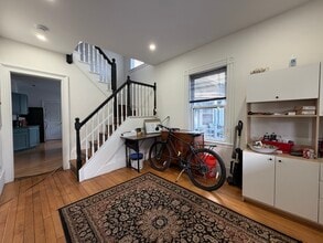 56 Grampian Way in Boston, MA - Building Photo - Building Photo