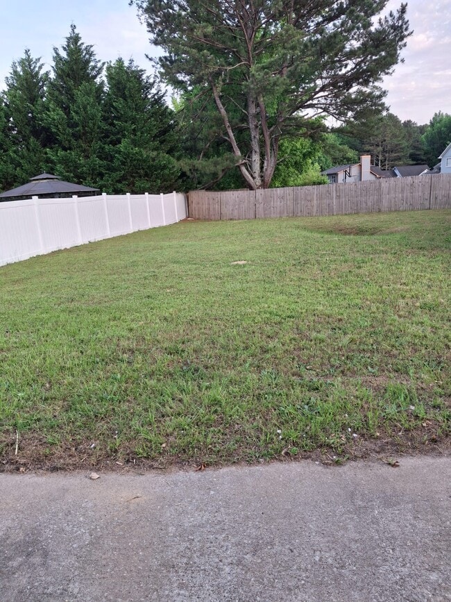 518 Thomas Downs Way in Jonesboro, GA - Building Photo - Building Photo