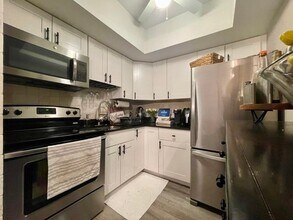 660 Glouchester St in Boca Raton, FL - Building Photo - Building Photo