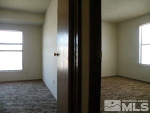 340 Quail Way in Fallon, NV - Building Photo - Building Photo