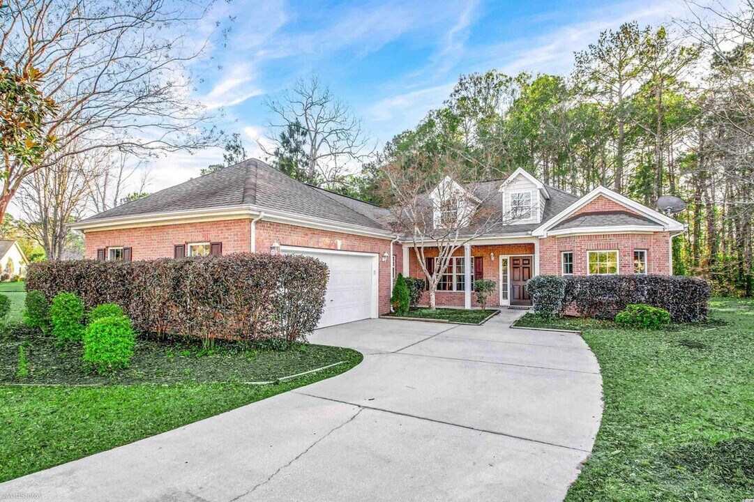 4511 Periwinkle Ct in Murrells Inlet, SC - Building Photo