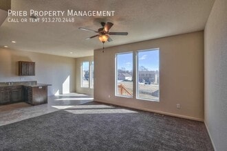 1830 W Prairie St in Olathe, KS - Building Photo - Building Photo