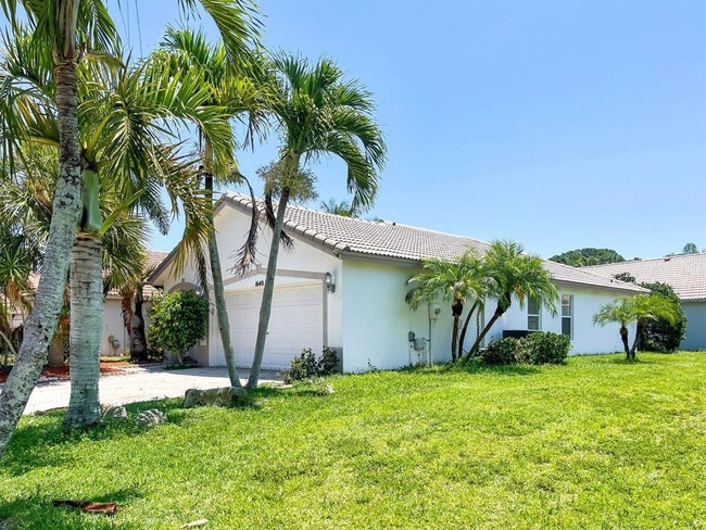 property at 1640 Carriage Brooke Dr