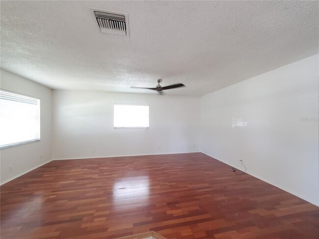 2907 W Ballast Point Blvd in Tampa, FL - Building Photo - Building Photo