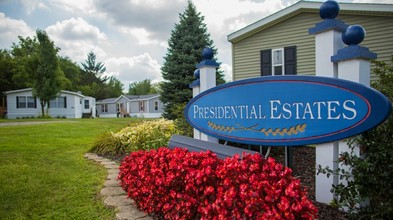 Presidential Estates Mobile Village in Hudsonville, MI - Building Photo - Building Photo