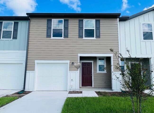 property at 3057 Temples Xing Blvd