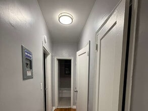 4 Chestnut St in East Orange, NJ - Building Photo - Building Photo