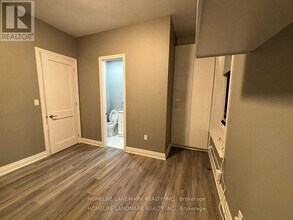 271 Dunn Ave in Toronto, ON - Building Photo - Building Photo