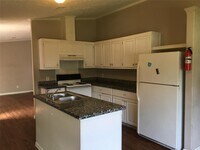 11930 Kingslake Forest Dr photo'