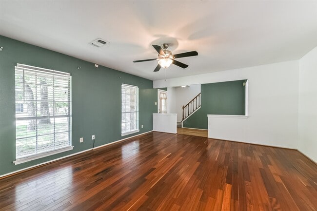 property at 2203 Riverford Dr