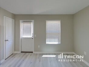 9922 Orchid Spring Ln in Houston, TX - Building Photo - Building Photo