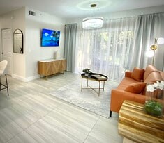 4645 Saint Croix Ln, Unit Saint Croix 1315 in Naples, FL - Building Photo