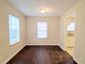 505 13th St N in Texas City, TX - Building Photo - Building Photo