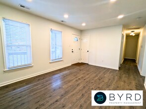 5006 Glen Tara Dr in Midlothian, VA - Building Photo - Building Photo