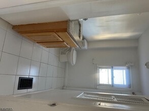 131 Sayre St in Elizabeth, NJ - Building Photo - Building Photo