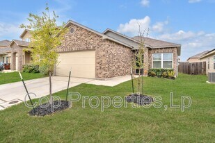 7127 Mesa Cliffs in Converse, TX - Building Photo