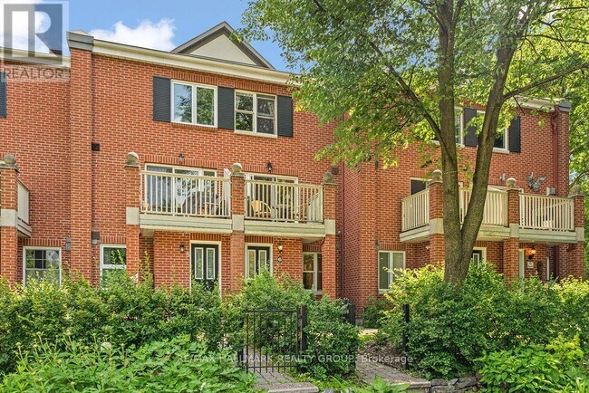 6 Brigadier Private in Ottawa, ON - Building Photo - Building Photo