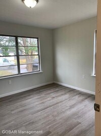 4906 Paradise Ln photo'