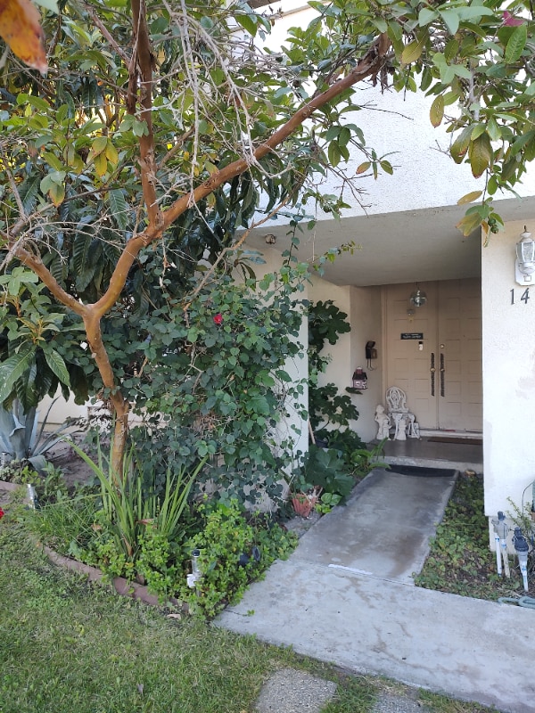 property at 1 Danberry Cir