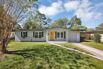 1374 Murray Dr in Jacksonville, FL - Building Photo - Building Photo