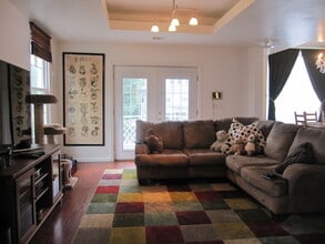 158 Walnut St-Unit -2 in Montclair, NJ - Building Photo - Building Photo