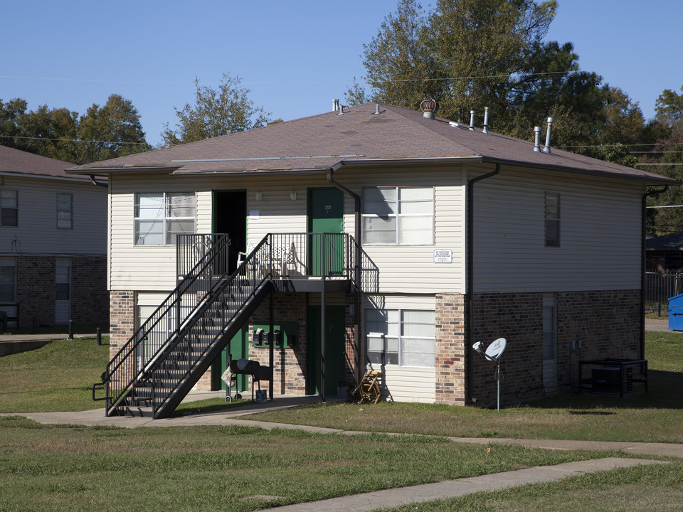 Lake Side Gardens Apartments in Shreveport, LA - Building Photo