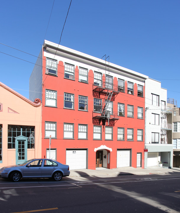 764 North Point St in San Francisco, CA - Building Photo