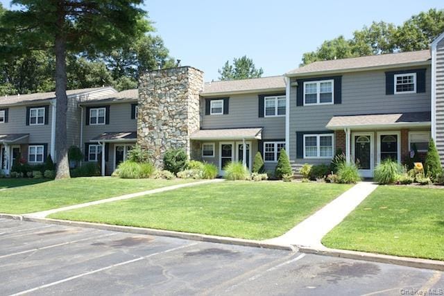 property at 162 Lake Pointe Ct