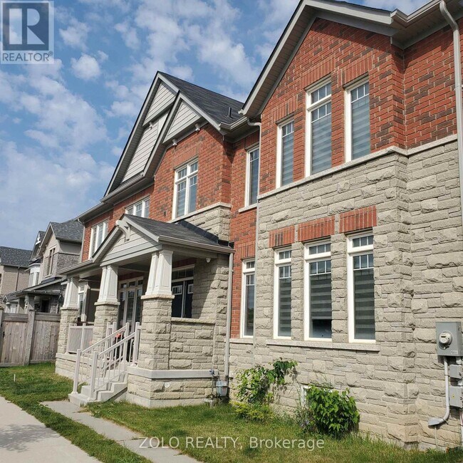 2 PHYLLIS Dr in Caledon, ON - Building Photo - Building Photo