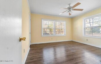 906 Quinn St in Hattiesburg, MS - Building Photo - Building Photo