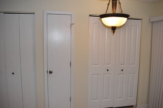 8424 Warren Dr, Unit 8424 in Douglasville, GA - Foto de edificio - Building Photo