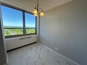 3950 N Lake Shore Dr in Chicago, IL - Foto de edificio - Building Photo