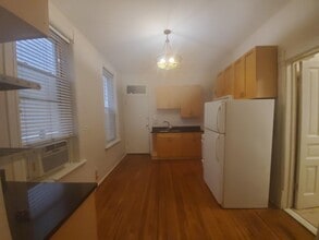 1623 N Hermitage Ave, Unit BR in Chicago, IL - Foto de edificio - Building Photo