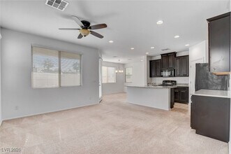 6325 Beavertail Pond Ave in Las Vegas, NV - Building Photo - Building Photo