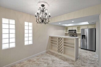3235 E Camelback Rd in Phoenix, AZ - Building Photo - Building Photo