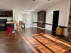 2897 W Gibbs Rd in Virginia Beach, VA - Building Photo - Building Photo