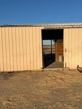 16937 Morrison Rd in Oakdale, CA - Building Photo - Building Photo