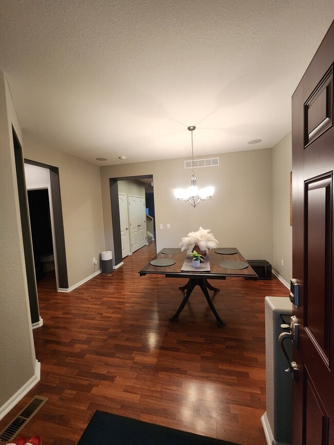 9509 Cedarhurst Ln, Unit B in Highlands Ranch, CO - Foto de edificio - Building Photo