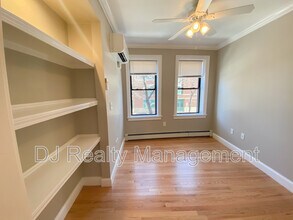466 Commercial St in Boston, MA - Building Photo - Building Photo